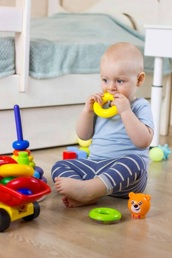 Jouets pour bébé : des heures de divertissement assurées pour votre tout-petit